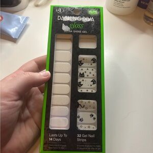 Dashing Diva Gloss Ultra Shine Gel Press-On Nail Strips